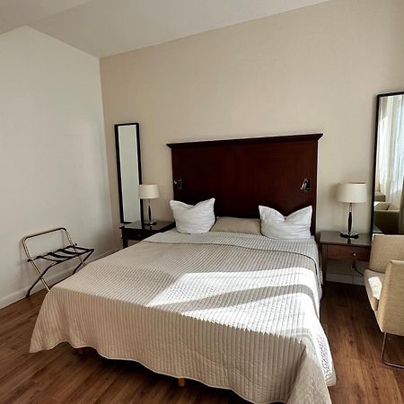 Park Apart Hotel Gatower Str. Berlino Esterno foto