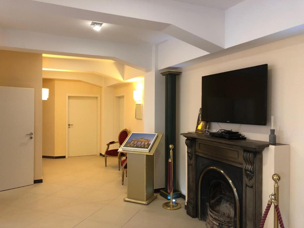 Park Apart Hotel Gatower Str. Berlino Esterno foto