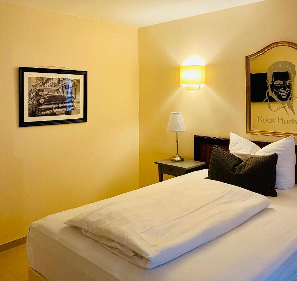 Park Apart Hotel Gatower Str. Berlino Esterno foto